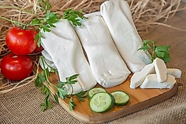 AZ TUZLU DİL PEYNİRİ (1KG)