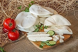 AZ TUZLU LAVAŞ PEYNİRİ (1KG)